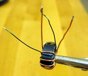 Connect the beginning of 1 wire to the end of the other wire like this.